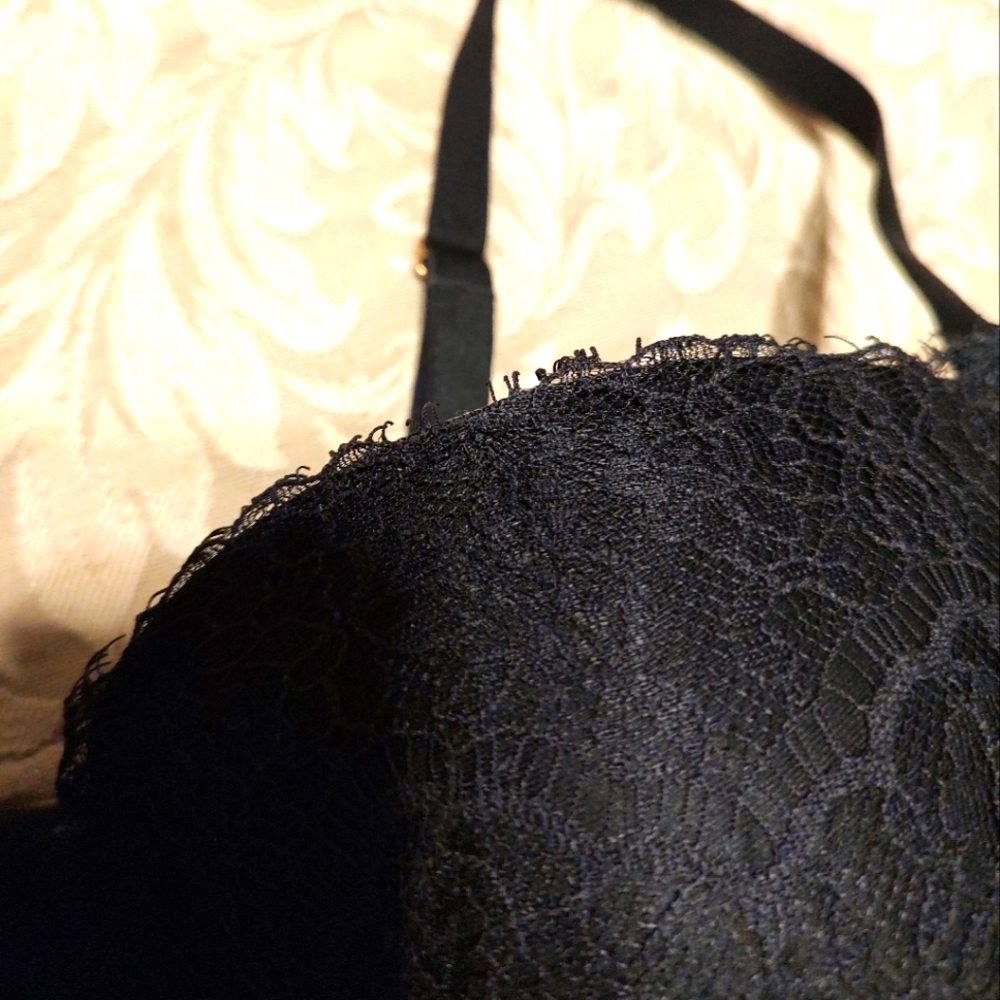🔸🖤🔸 Fabulous Vintage VS Black Lace Lined Demi Bra - 38D - Picture 5 of 15